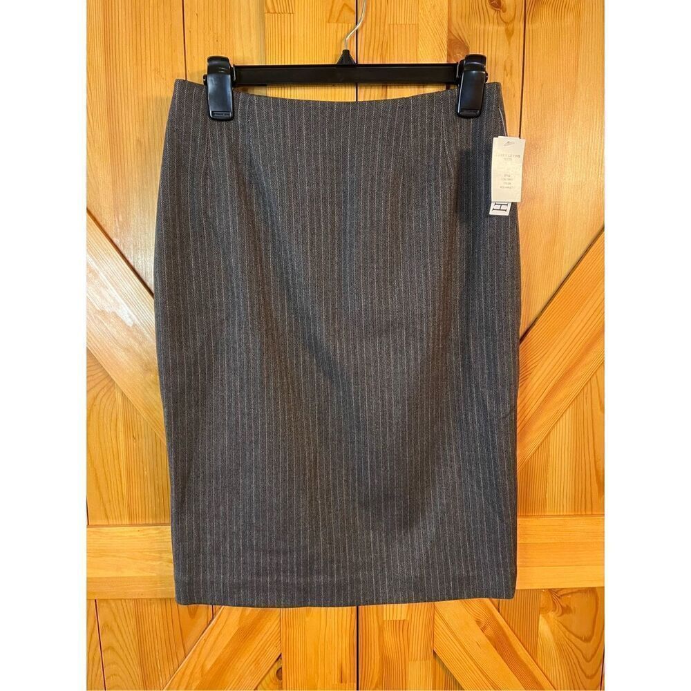 LARRY LEVINE SUITS Womens Size 4 Lined  Straight Skirt Gray Striped NWT(3613)